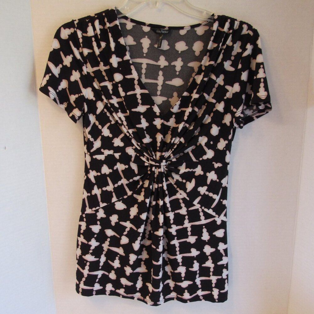 Daisy Fuentes Black/Peach Abstract Short Sleeve Twist Front V Neck Top Size S